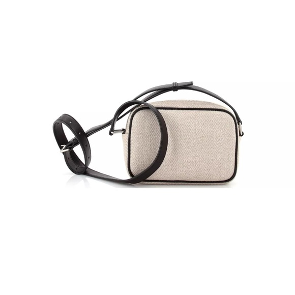 Pre-loved Saint Laurent Camp Camera Bag Canvas
Mini Neutral - Picture 3 of 5